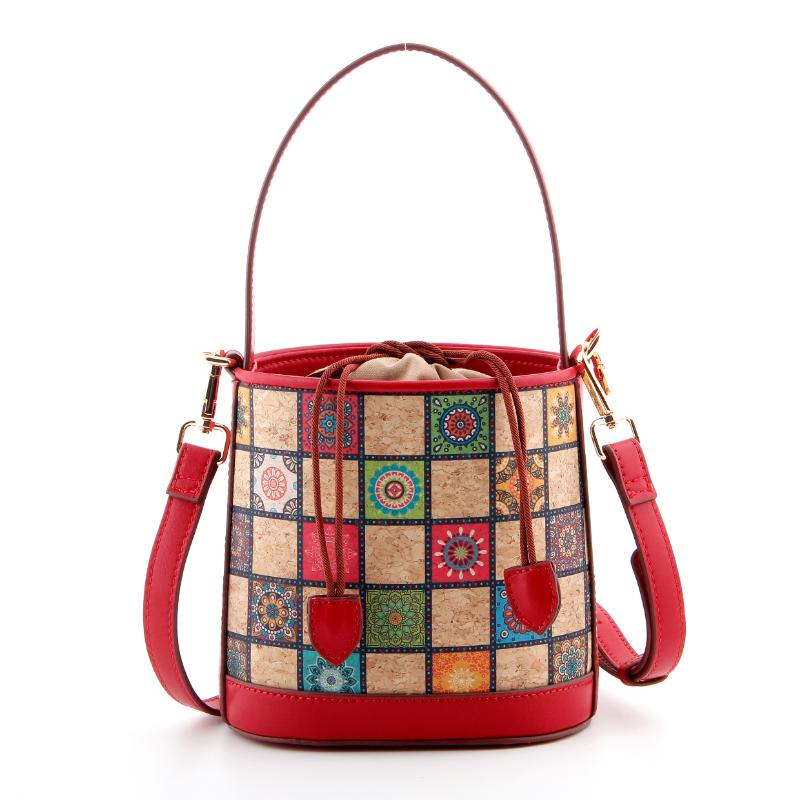 Tas Tangan Ember Gabus Minimalis